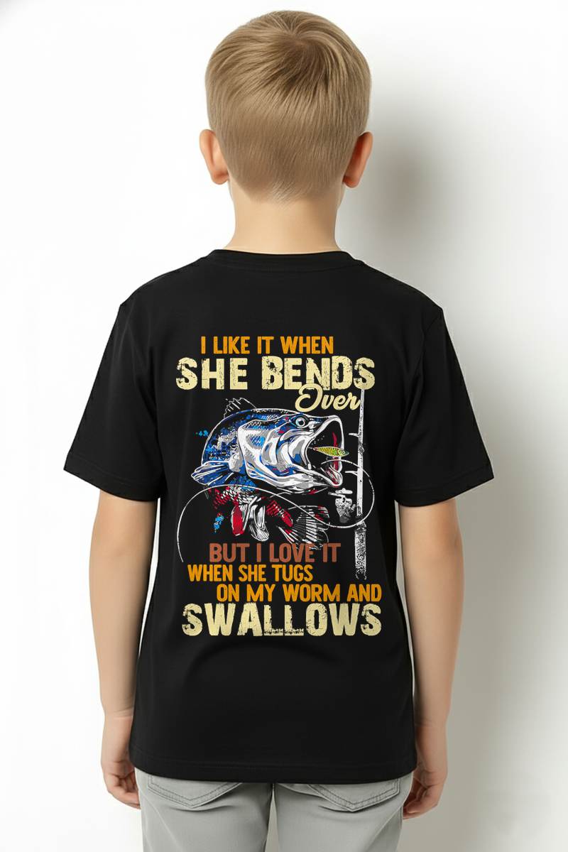 I LOVE IT WHEN SHE TUGS ON MY WORM AND SWALLOWS - SHIRT FOR MEN - HLT00 (SKU2609-TM-01)