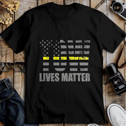 Best Truck Driver Life Shirt, Funny Trucker UnisexT-Shirt/Hoodie/Sweatshirt HLT00 - Tow Lives Matter Thin Yellow Line Tow Truck Driver Shirt T-Shirt, Men, Black, X-Large