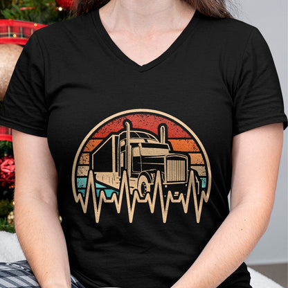 Best Truck Driver Life Shirt, Funny Trucker UnisexT-Shirt/Hoodie/Sweatshirt HLT00 - Vintage Trucker Retro Big Rig Semi Truck Driver Men Boys T-Shirt