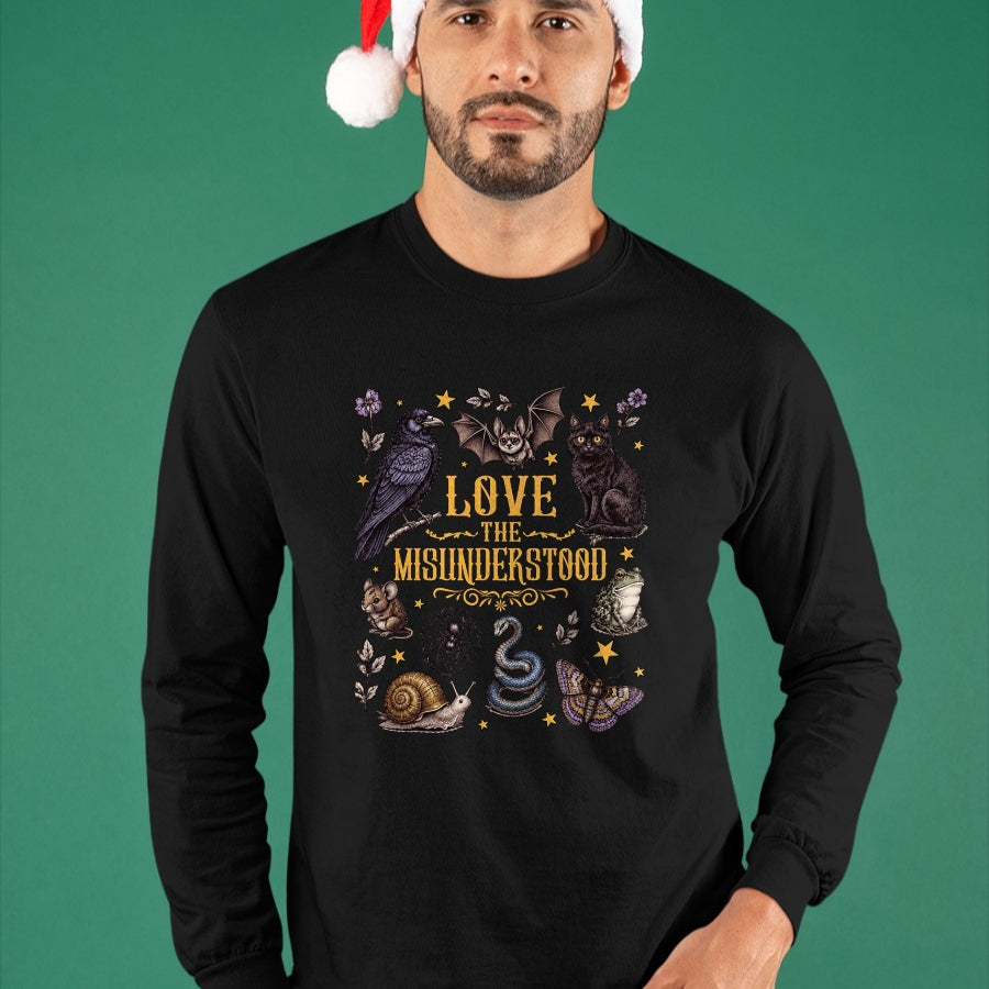 Cat Love Shirt, Funny Cat Lover Gift UnisexT-Shirt/Hoodie/Sweatshirt HLT00 - Vintage Love The Misunderstood Bat Raven Cat Snake Moth Frog T-Shirt