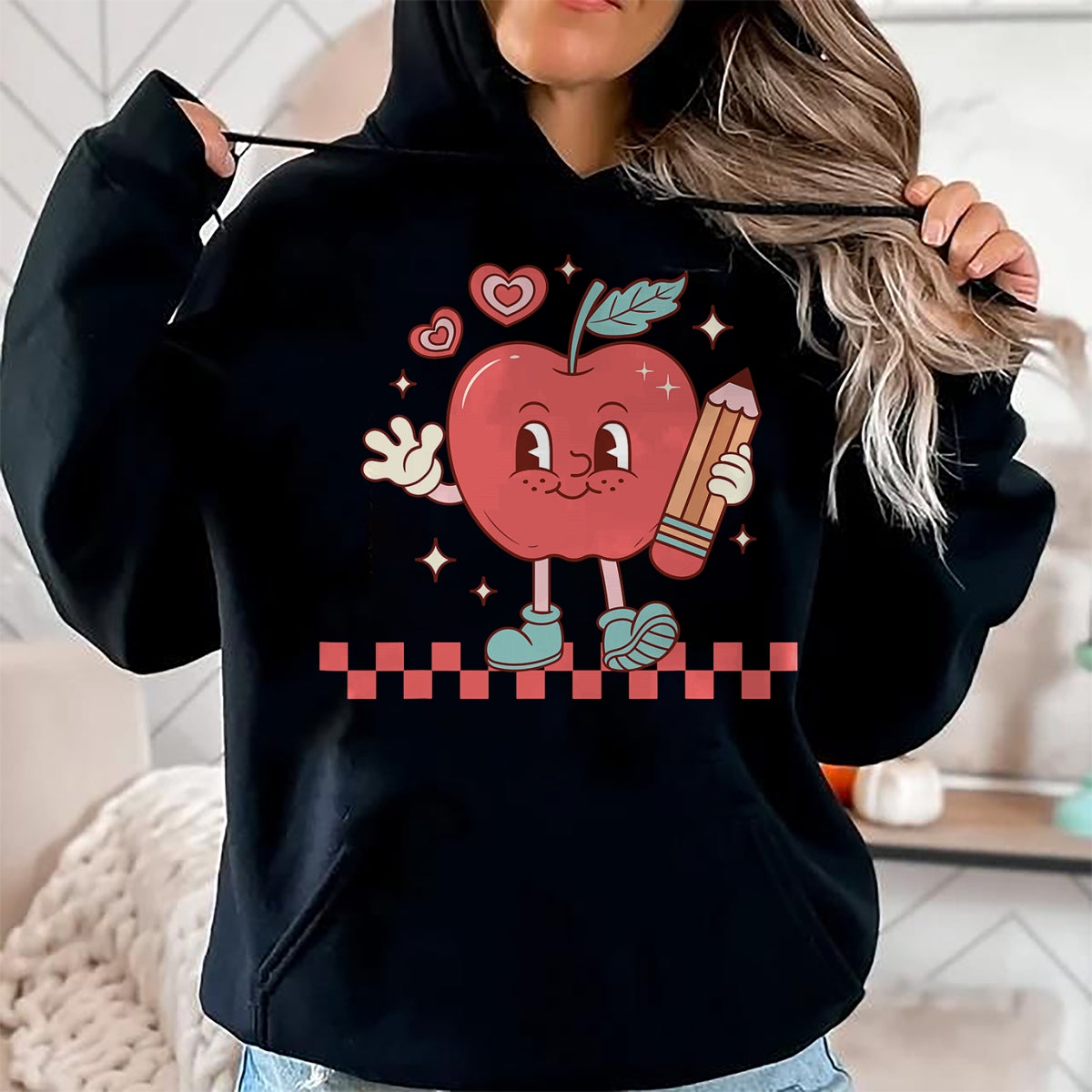 Best Teacher Shirt, Funny Teacher UnisexT-Shirt/Hoodie/Sweatshirt HLT00 - Cute Retro Checkered Apple with Face Teacher Pencil Trendy T-Shirt