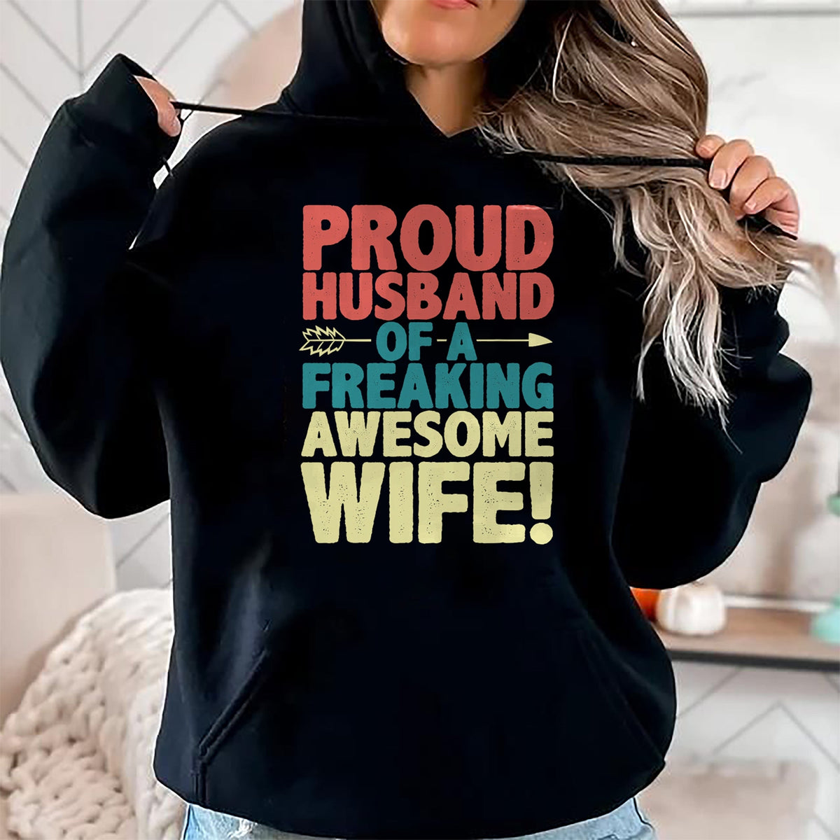 Best Wife Shirt, Wife and Husband Unisex T-Shirt/Hoodie/Sweatshirt HLT00 - Proud Husband Of A Freaking Awesome Wife Funny Romantic Gift T-Shirt (1)