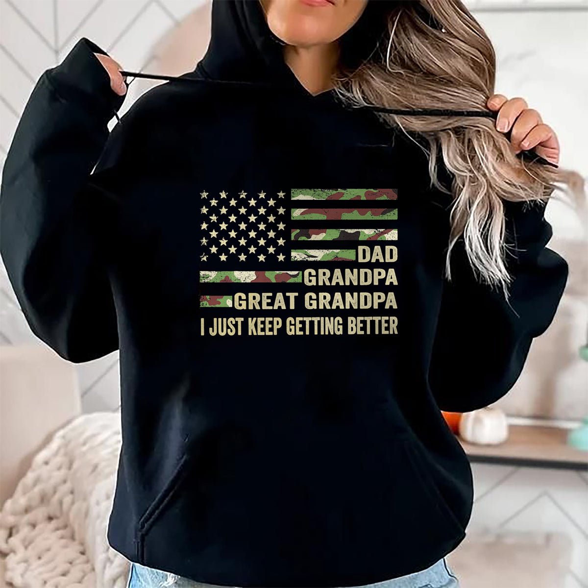 Best Grandpa Shirt, Proud Grandpa Unisex T-Shirt/Hoodie/Sweatshirt HLT00 -Fathers Day Gift from Grandkids Dad Grandpa Great Grandpa T-Shirt