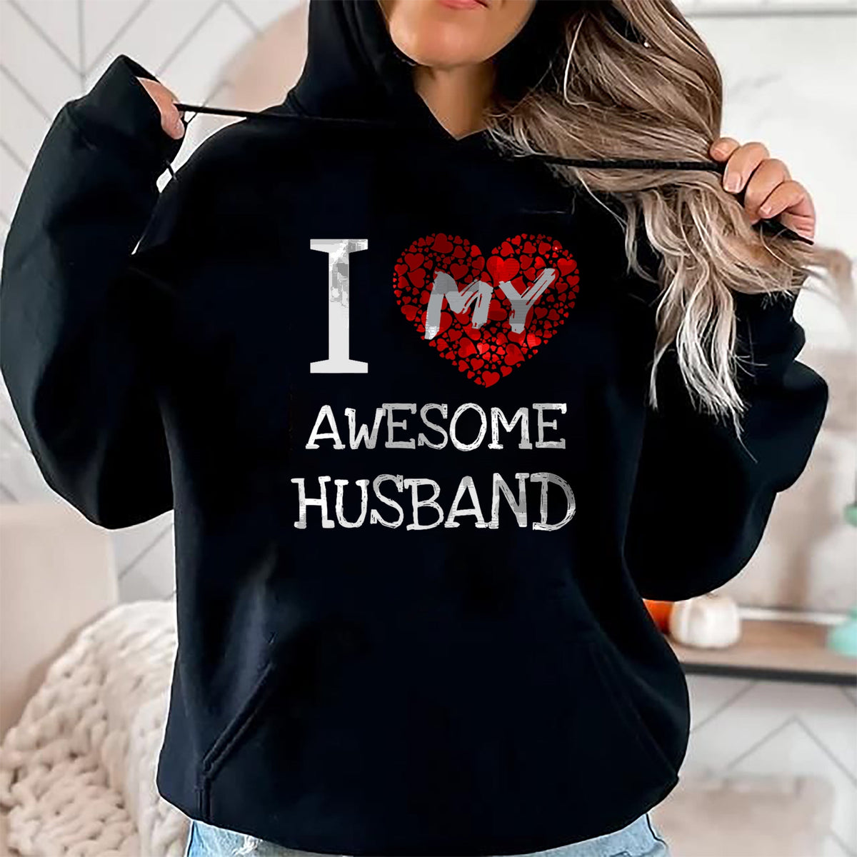 Best Wife Shirt, Wife and Husband Unisex T-Shirt/Hoodie/Sweatshirt HLT00 - I Love My Awesome Husband T-Shirt for Women Gift T-Shirt (1)