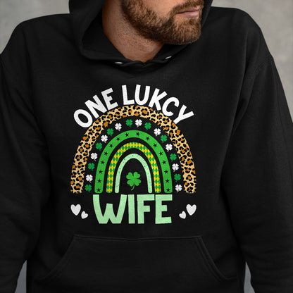 Best Wife Shirt, Wife and Husband Unisex T-Shirt/Hoodie/Sweatshirt HLT00 - Gift for wife T shirt, lucky wife   Womens One Lucky Wife Leopard Rainbow Saint Patrick's Day Tank T (1)