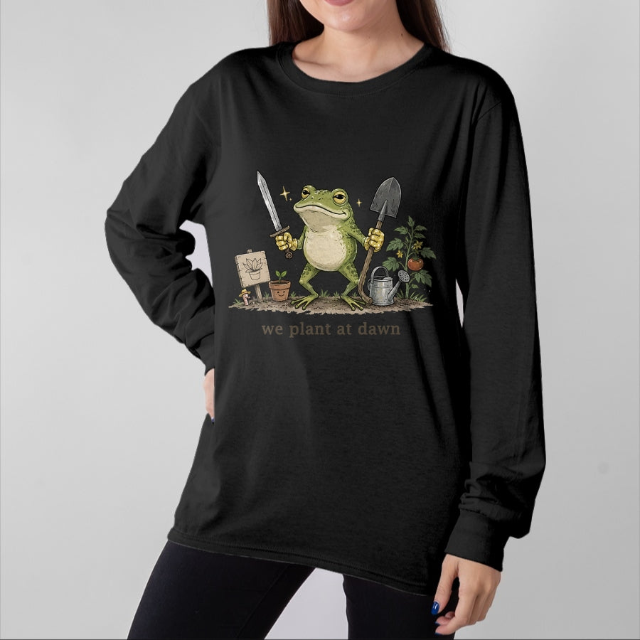 Best Farmer Life Shirt, Funny Farmer UnisexT-Shirt/Hoodie/Sweatshirt HLT00 - Women We Plant at Dawn Funny Gardening Frog Gardener Farmer T-Shirt