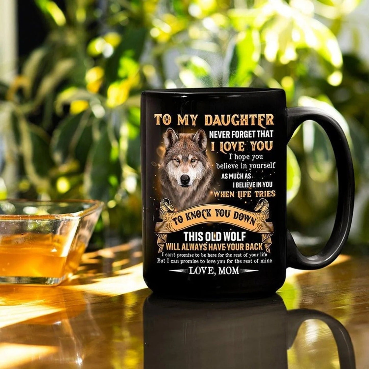 TO DAUGHTER MUG 04 - GIFT FROM MOM - HLT00