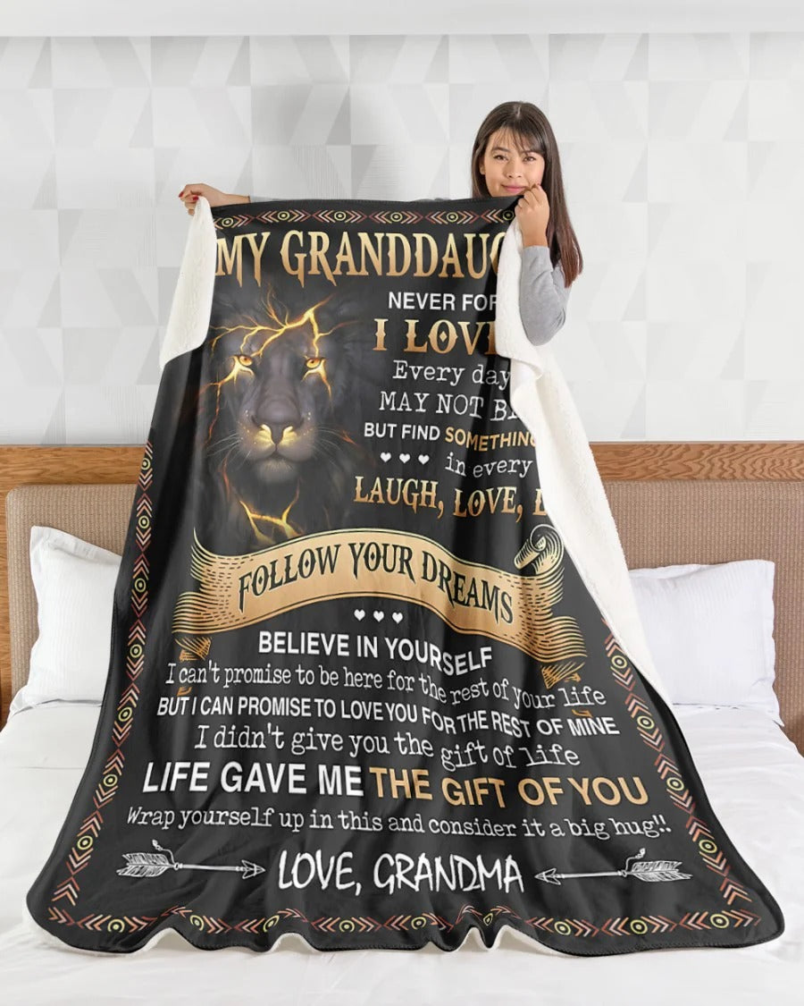 BLANKET FOR GRANDDAUGHTER – COMFORT & WARMTH GIFT FROM GRANDMA  Sherpa Fleece Quilt Blanket kien00 (SKUB09-41)