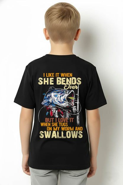 I LOVE IT WHEN SHE TUGS ON MY WORM AND SWALLOWS - SHIRT FOR MEN - HLT00 (SKU2609-TM-01)